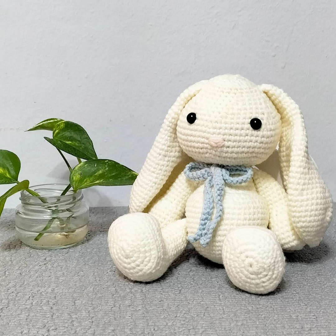 White Bunny Stuffed Toy | Iskaparate